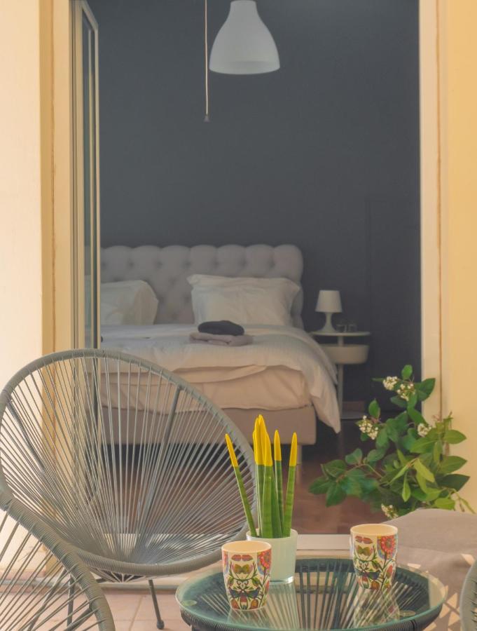 Bright 2Bd Apt, Garden View & Parking - Glyfada Athen Exterior foto