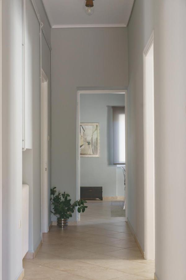 Bright 2Bd Apt, Garden View & Parking - Glyfada Athen Exterior foto