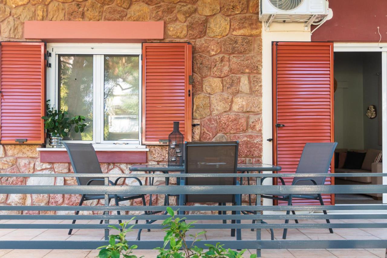 Bright 2Bd Apt, Garden View & Parking - Glyfada Athen Exterior foto